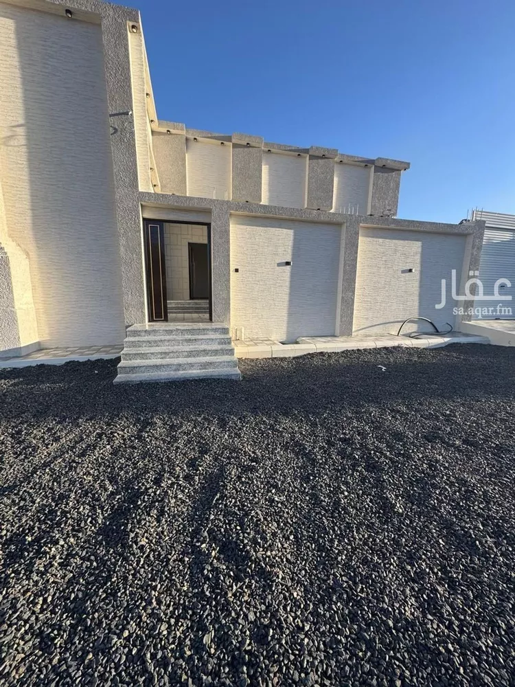 دور للبيع في شارع عمرو بن الجموح, حي الروضة, مدينة سراة عبيدة, منطقة عسير