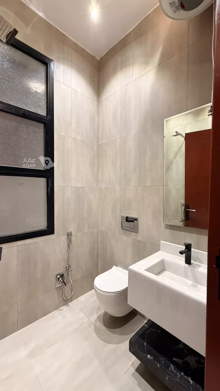 شقة للبيع في شارع اسفل الباطن, حي البديع, مدينة أبها, منطقة عسير صورة 2
