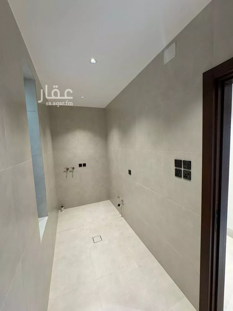 شقة للبيع في شارع نشران, حي الروضة, مدينة ابها, منطقة عسير صورة 4