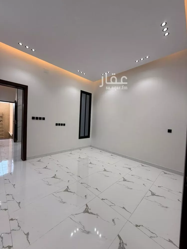 شقة للبيع في شارع القرية العليا, حي سلطانة, مدينة أبها, منطقة عسير صورة 3