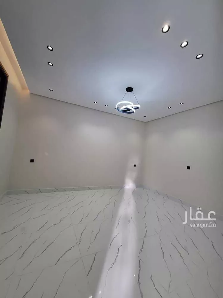 شقة للبيع في شارع المعلاة 99, حي المعلاة, مدينة أحد رفيدة, منطقة عسير صورة 2