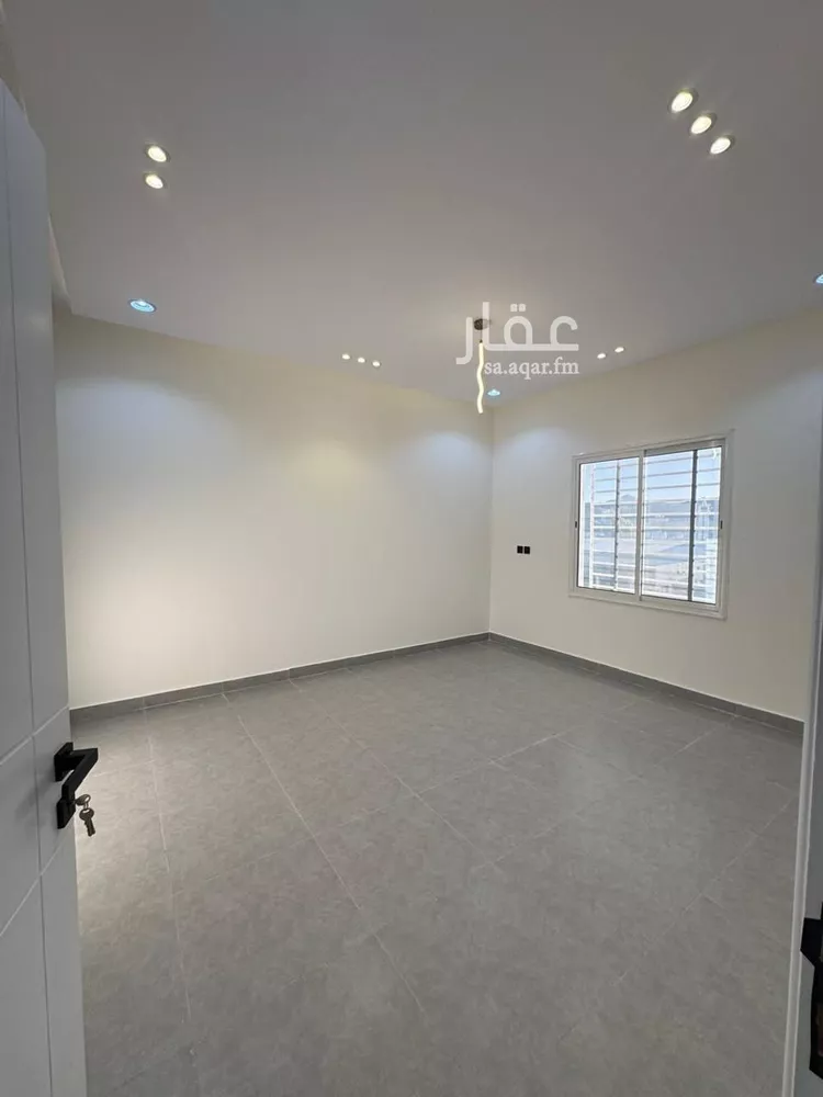 دور للبيع في شارع عمرو بن الجموح, حي الروضة, مدينة سراة عبيدة, منطقة عسير صورة 4