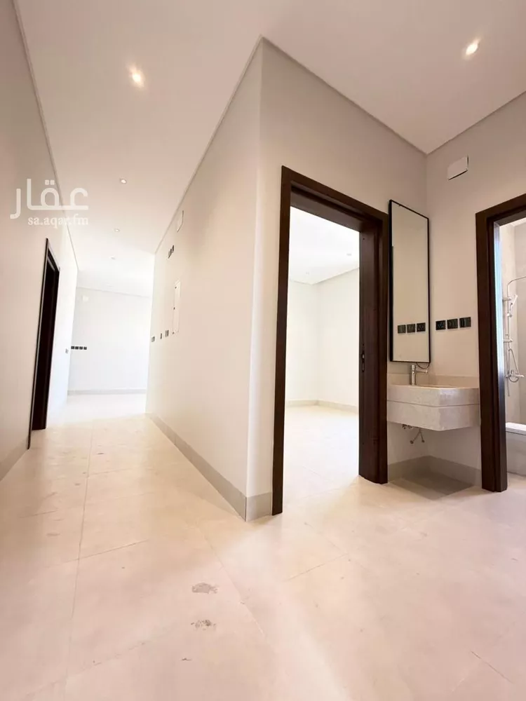 شقة للبيع في شارع ابن حجر العسقلاني, حي العرين, مدينة أبها, منطقة عسير صورة 5