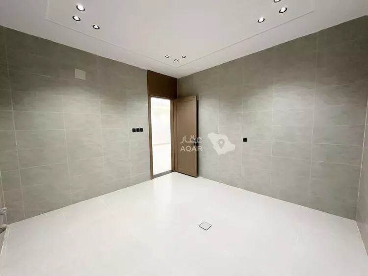 Floor for Sale in Riyadh Tuwaiq 11