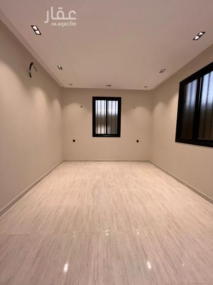 شقة للبيع في شارع مبشر ابن عبدالمنذر, حي الحمراء, مدينة خميس مشيط, منطقة عسير صورة 2