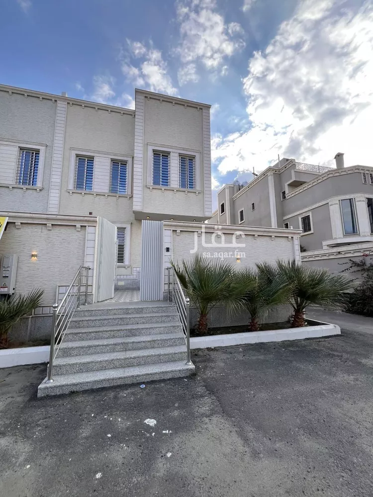 فيلا للبيع في شارع الطرفاء, حي العقيق, مدينة أبها, منطقة عسير