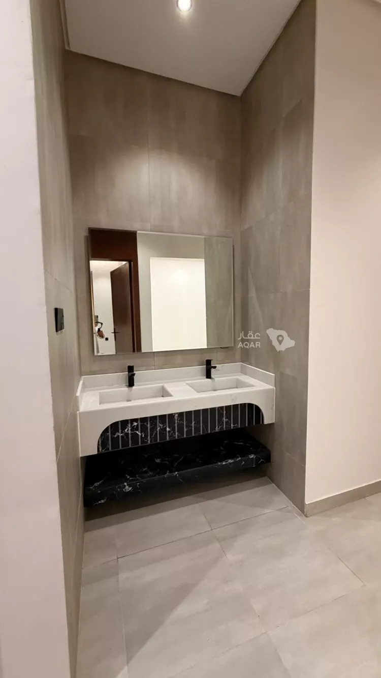 شقة للبيع في شارع اسفل الباطن, حي البديع, مدينة أبها, منطقة عسير صورة 3