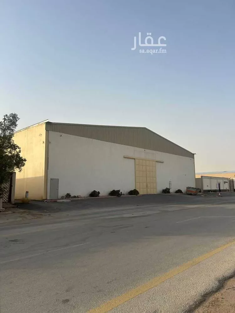 مستودع للإيجار في شارع وادي درعة, حي السلي, مدينة الرياض, منطقة الرياض صورة 3