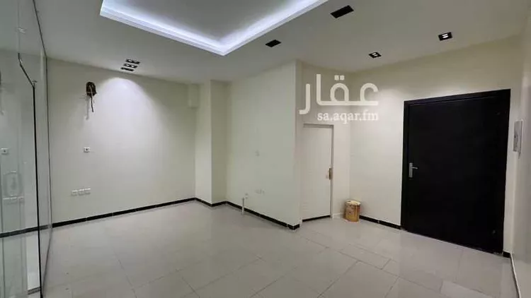 مكتب تجاري للإيجار في شارع الصحابه, حي اليرموك, مدينة الرياض, منطقة الرياض