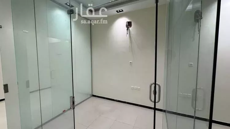 مكتب تجاري للإيجار في شارع الصحابة, حي اليرموك, مدينة الرياض, منطقة الرياض صورة 5