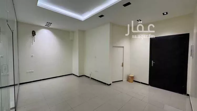 مكتب تجاري للإيجار في شارع الصحابة, حي اليرموك, مدينة الرياض, منطقة الرياض