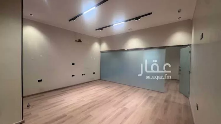 Commercial Office for Rent in Riyadh Al Yarmouk صورة 3