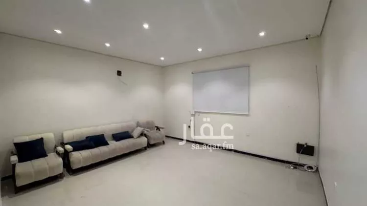 Commercial Office for Rent in Riyadh Al Yarmouk