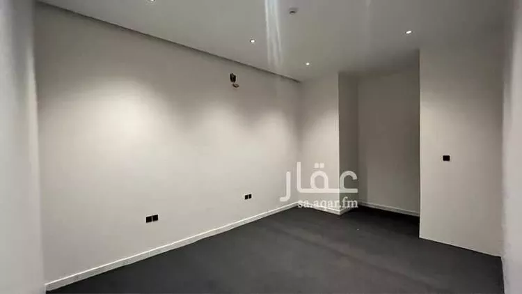 مكتب تجاري للإيجار في شارع الصحابة, حي اليرموك, مدينة الرياض, منطقة الرياض صورة 2