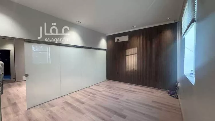Commercial Office for Rent in Riyadh Al Yarmouk صورة 2