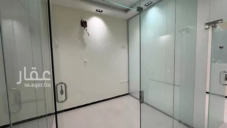 مكتب تجاري للإيجار في شارع الصحابة, حي اليرموك, مدينة الرياض, منطقة الرياض صورة 4