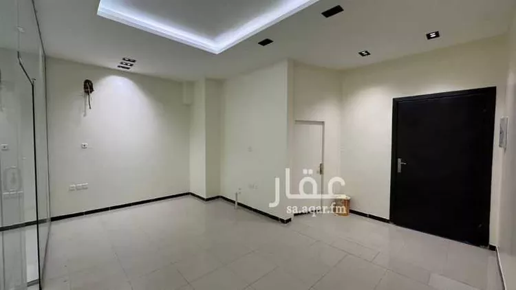 Commercial Office for Rent in Riyadh Al Yarmouk
