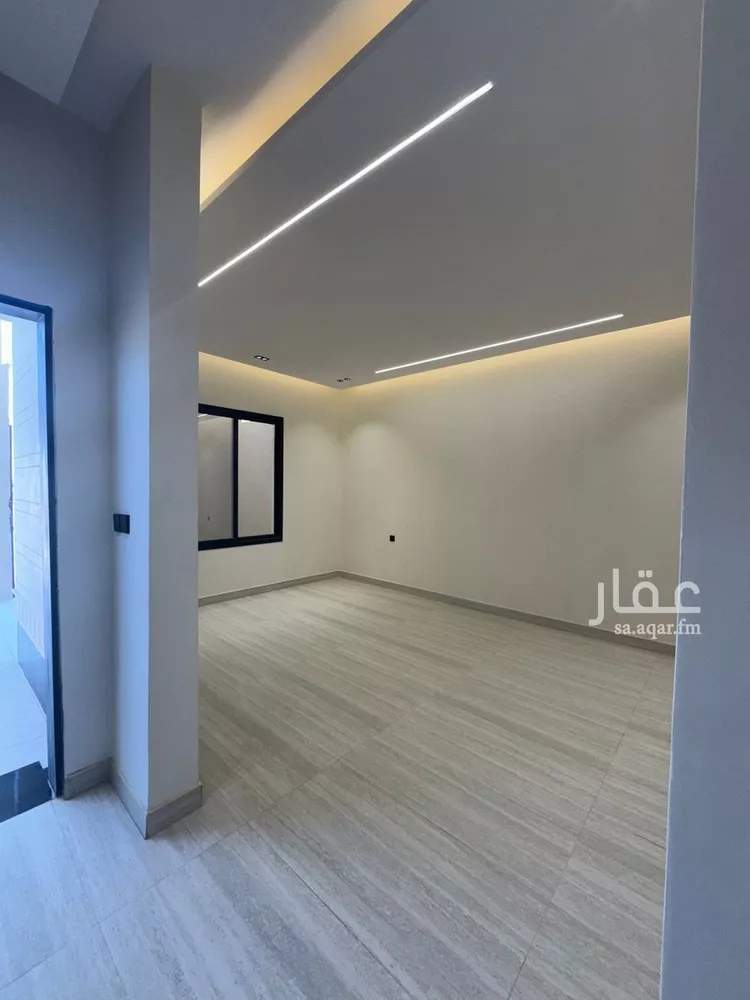 Floor for Sale in Riyadh Al Janadriyah 23