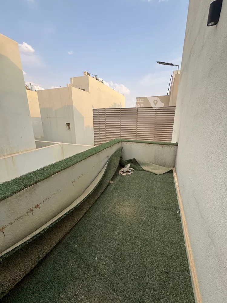 Villa for Sale in Riyadh Al Janadriyah 23