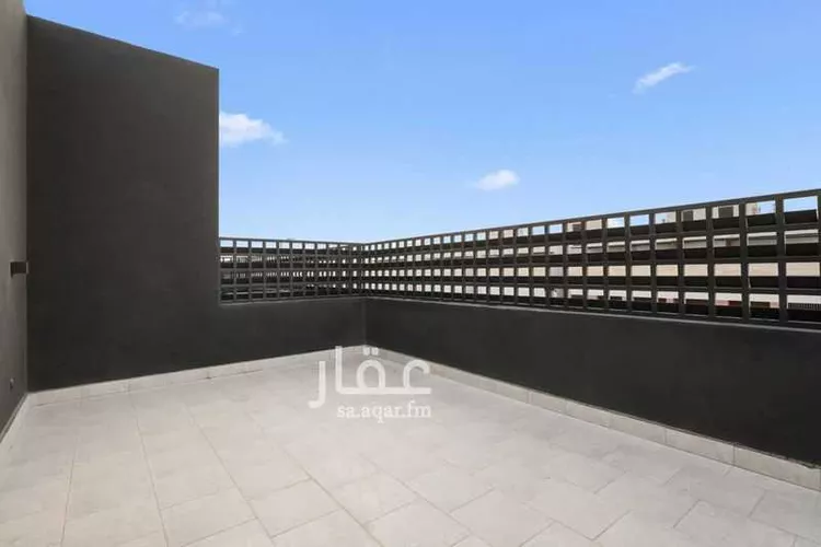 دور للبيع في شارع آل شهيوين, حي المرسلات, مدينة الرياض, منطقة الرياض صورة 5