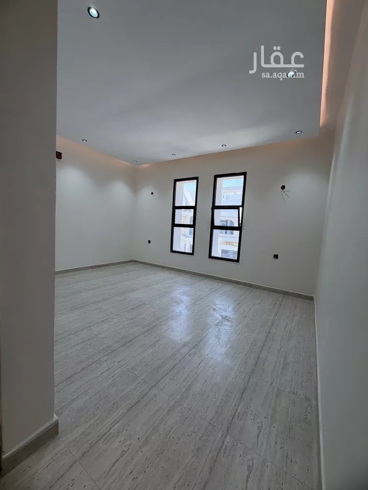 Floor for Rent in Riyadh Tuwaiq 8