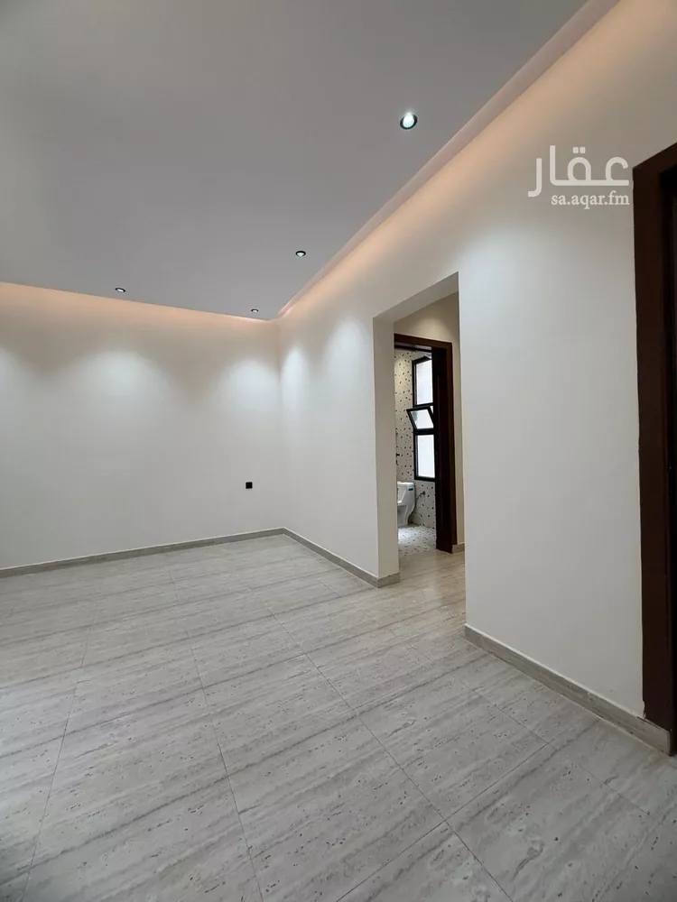 Floor for Rent in Riyadh Tuwaiq 11