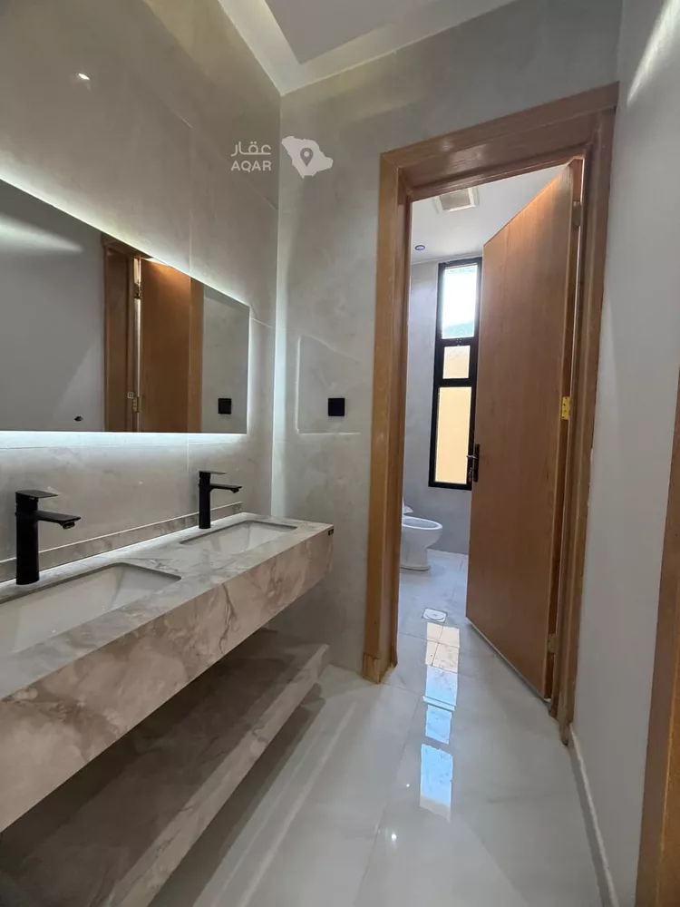 Floor for Rent in Riyadh Tuwaiq 9