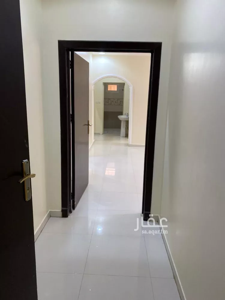 شقة للإيجار في شارع ابن سبرة, حي العوالي, مدينة الرياض, منطقة الرياض صورة 4