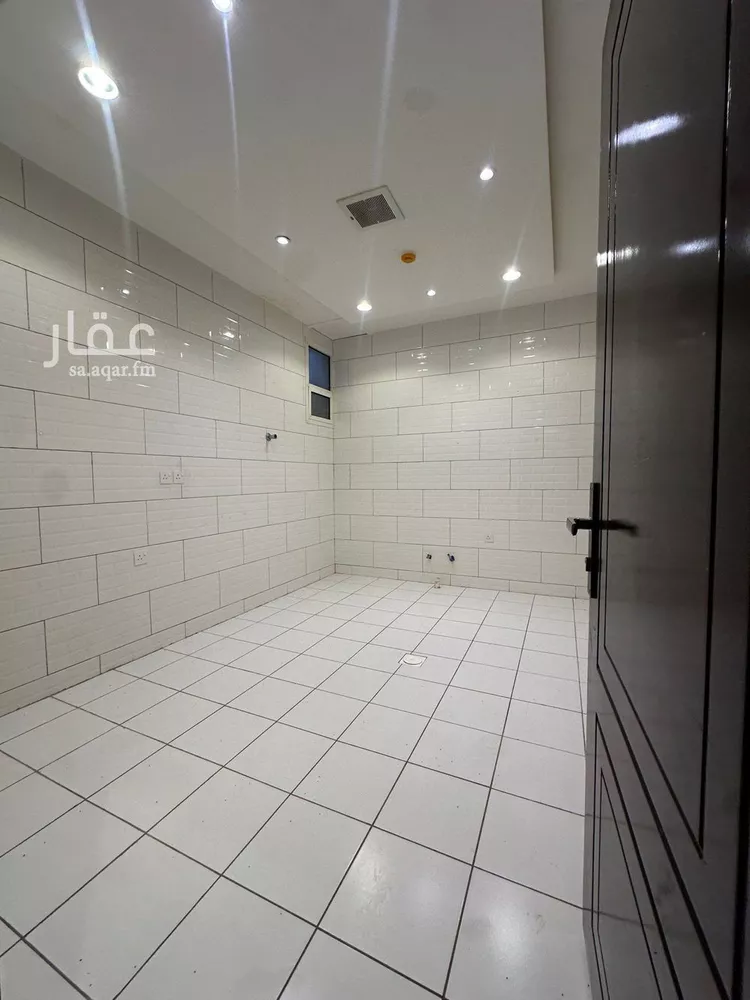 عمارة للإيجار في شارع الأمير سعود بن محمد بن مقرن, حي طويق, مدينة الرياض, منطقة الرياض صورة 3