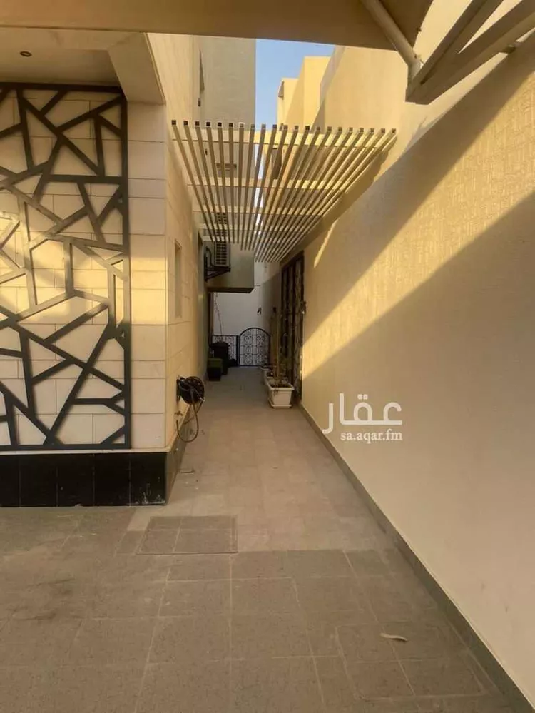 فيلا للبيع في شارع ابو بكر الباطرقاني, حي العارض, مدينة الرياض, منطقة الرياض صورة 2