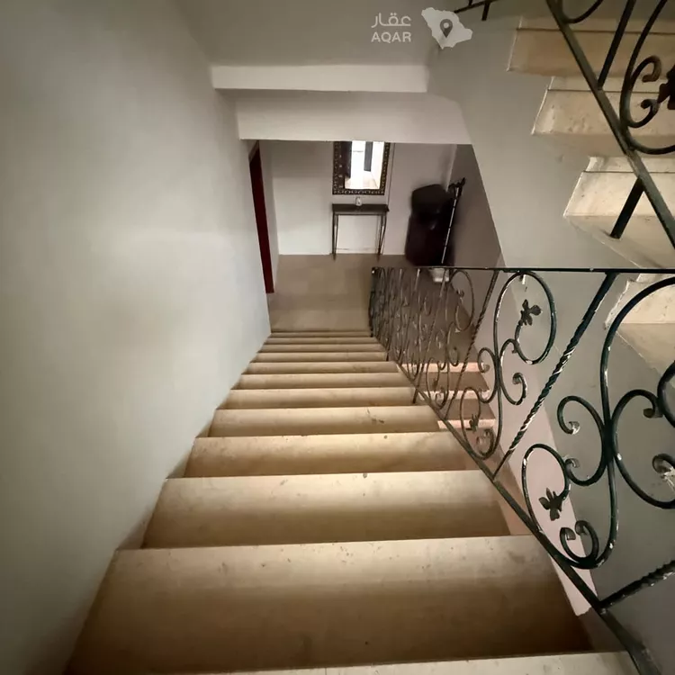 عمارة للبيع في شارع عبدالسلام المخزومي, حي الحمراء, مدينة الدمام, المنطقة الشرقية صورة 2