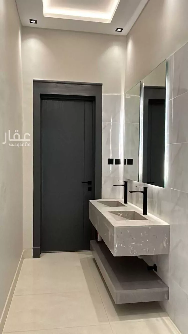 دور للبيع في شارع صالح الصباغ, حي الخليج, مدينة الرياض, منطقة الرياض صورة 2