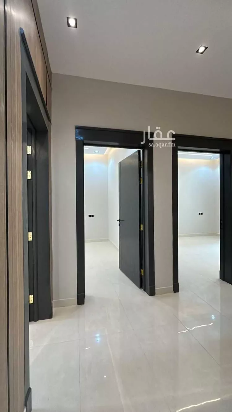 دور للبيع في شارع صالح الصباغ, حي الخليج, مدينة الرياض, منطقة الرياض صورة 3