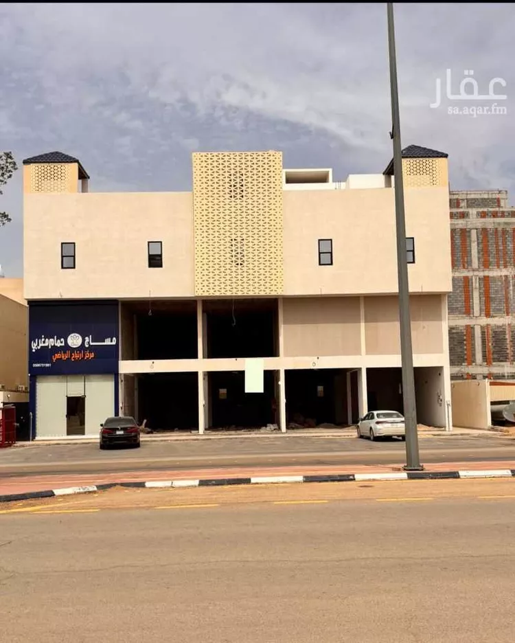 Building for Sale in Al Muzahimiyah Ghirnatah