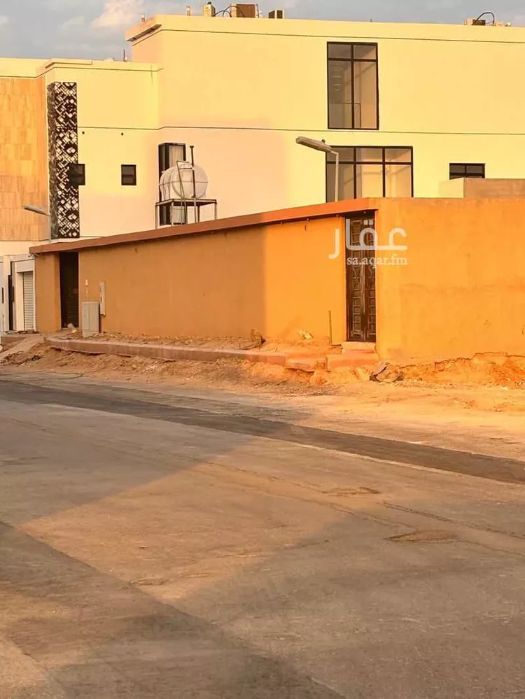 أرض للبيع في شارع أحمد بن محمد الشعبي, حي المهدية, مدينة الرياض, منطقة الرياض صورة 2