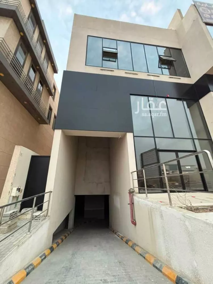 عمارة للبيع في شارع سعود ابن فيصل الفرعي, حي الملقا, مدينة الرياض, منطقة الرياض صورة 2