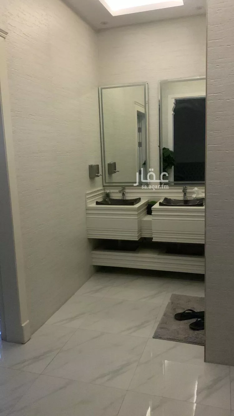 فيلا للبيع في شارع أبي علي الصيرفي, حي المهدية, مدينة الرياض, منطقة الرياض صورة 5