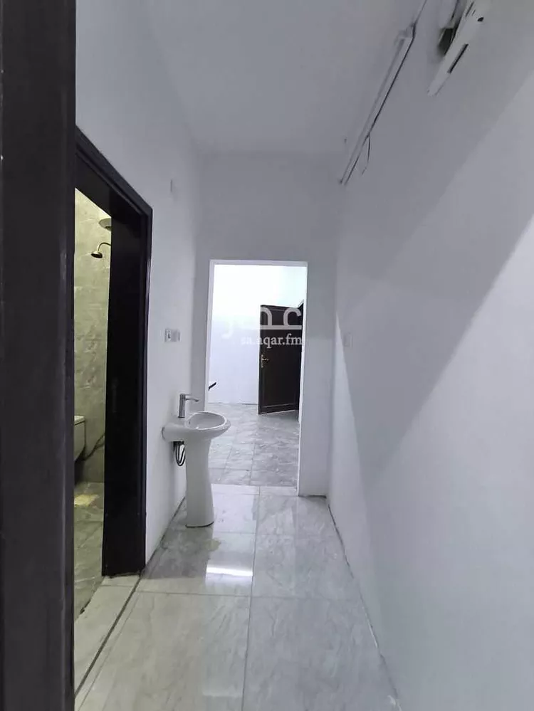 عمارة للإيجار في شارع عبدالله بن عمر, حي النسيم الغربي, مدينة الرياض, منطقة الرياض
