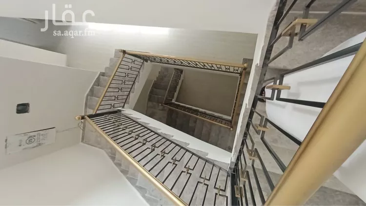 فيلا للبيع في شارع المربع, حي الشعلة, مدينة الدمام, المنطقة الشرقية صورة 4