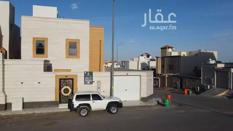 فيلا للبيع في شارع الزبير بن موسي, حي القويع, مدينة بريدة, منطقة القصيم صورة 2