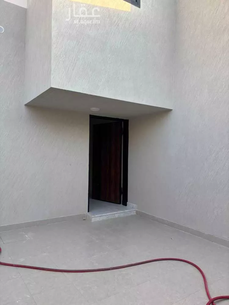 Floor for Sale in Buraydah Al Hamra صورة 2