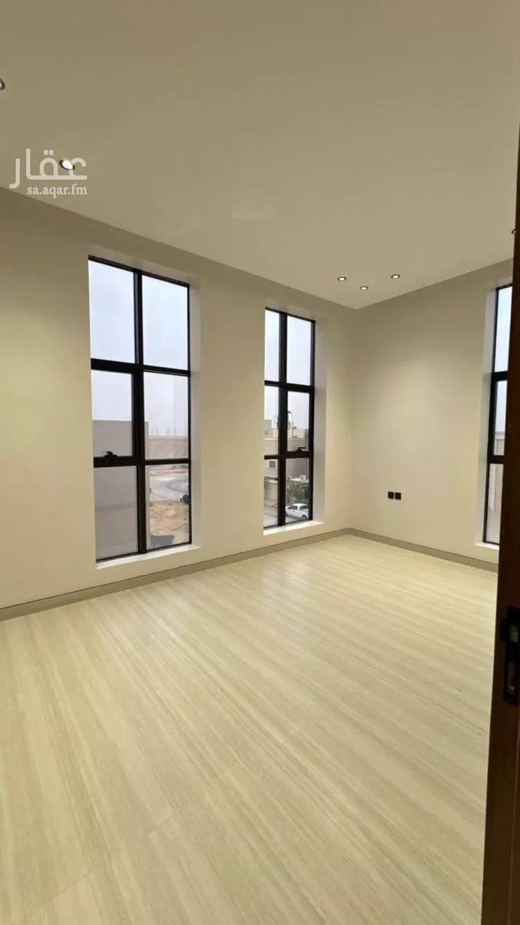 فيلا للبيع في شارع 405 المهدية, حي المهدية, مدينة الرياض, منطقة الرياض 8