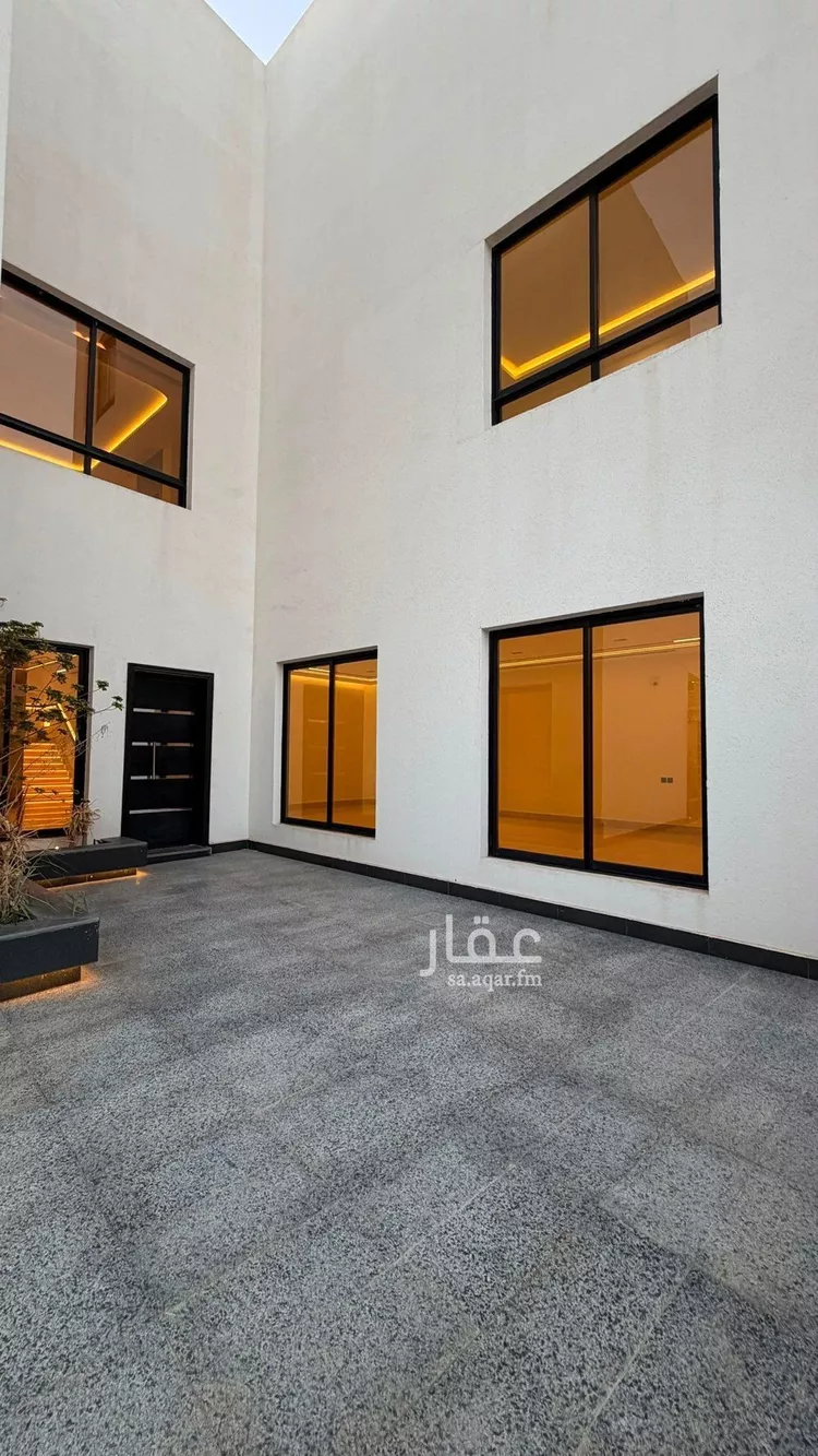 Villa for Sale in Riyadh Al Mahdiyah صورة 3