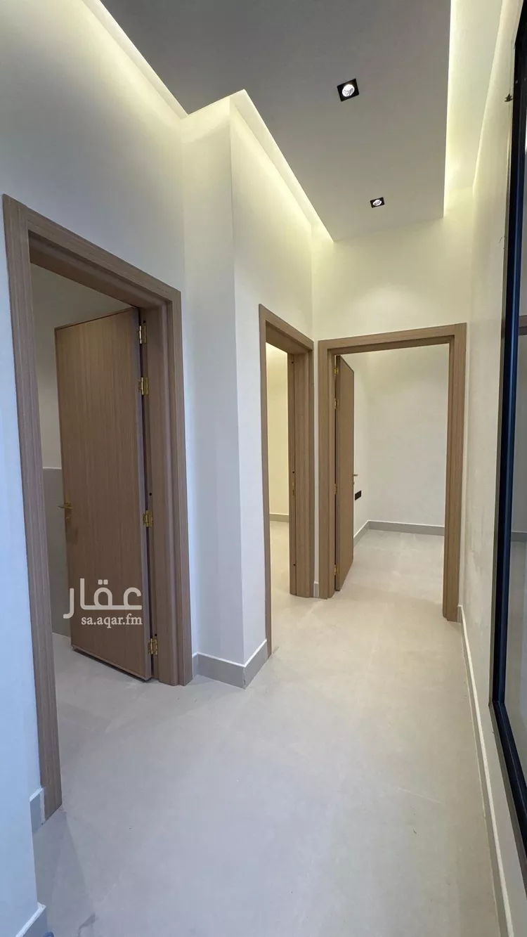 فيلا للبيع في شارع 405 المهدية, حي المهدية, مدينة الرياض, منطقة الرياض صورة 3