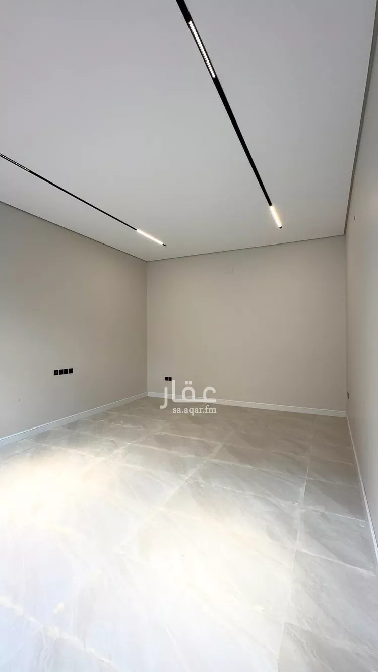 فيلا للبيع في شارع 405 المهدية, حي المهدية, مدينة الرياض, منطقة الرياض 8