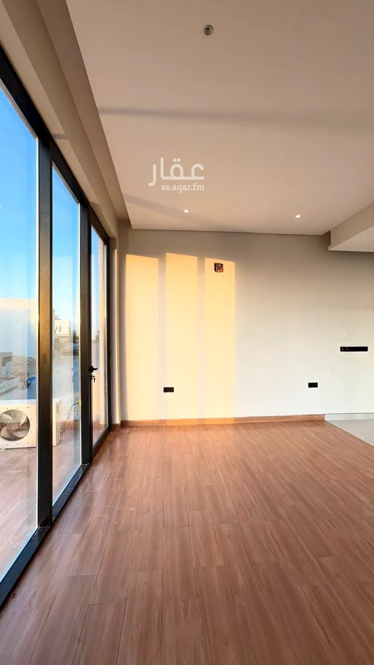 فيلا للبيع في شارع 405 المهدية, حي المهدية, مدينة الرياض, منطقة الرياض 15