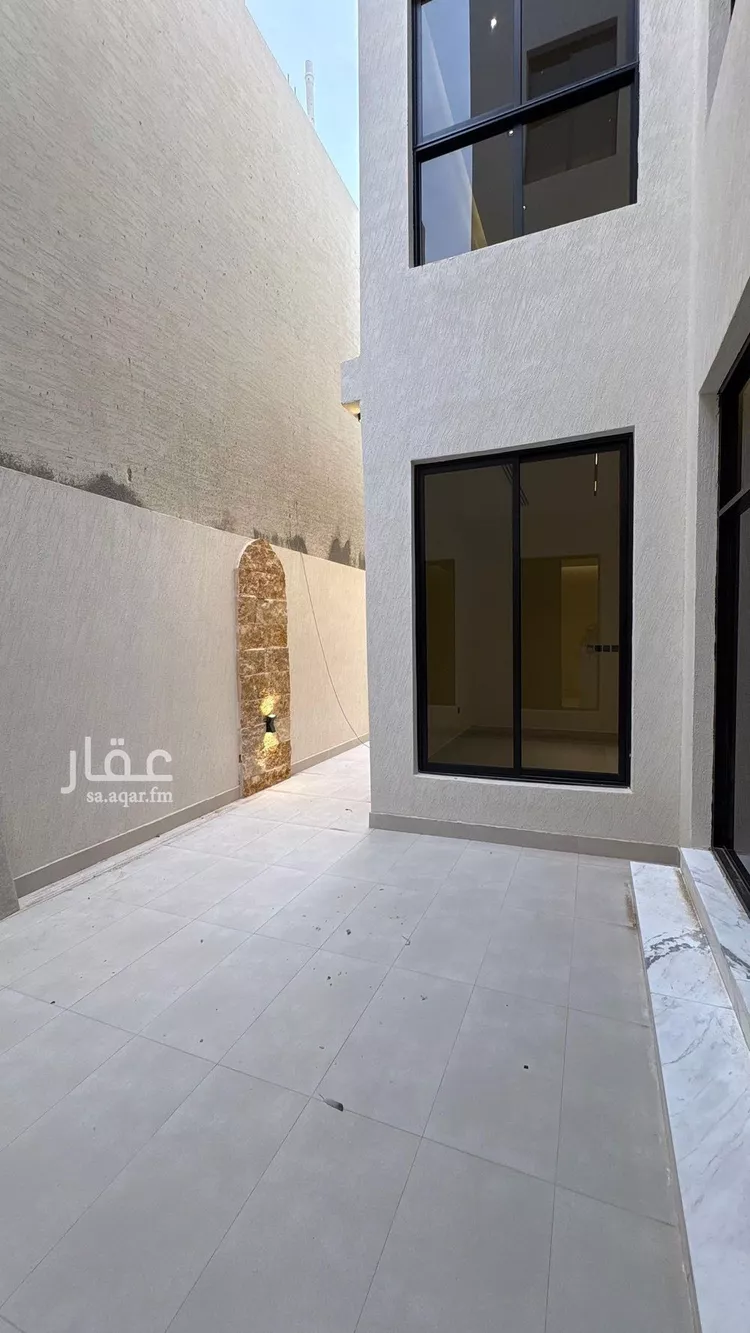 فيلا للبيع في شارع 405 المهدية, حي المهدية, مدينة الرياض, منطقة الرياض صورة 2