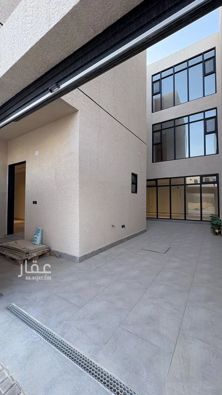فيلا للبيع في شارع 405 المهدية, حي المهدية, مدينة الرياض, منطقة الرياض صورة 2