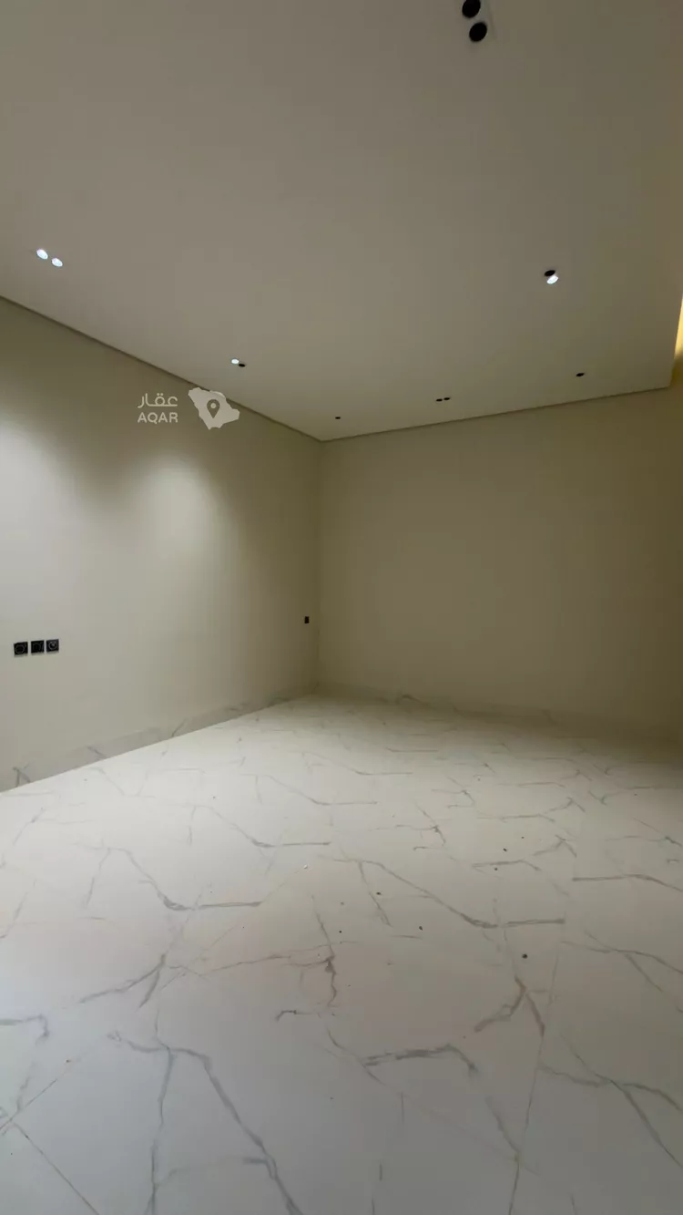 Villa for Sale in Riyadh Al Mahdiyah 8