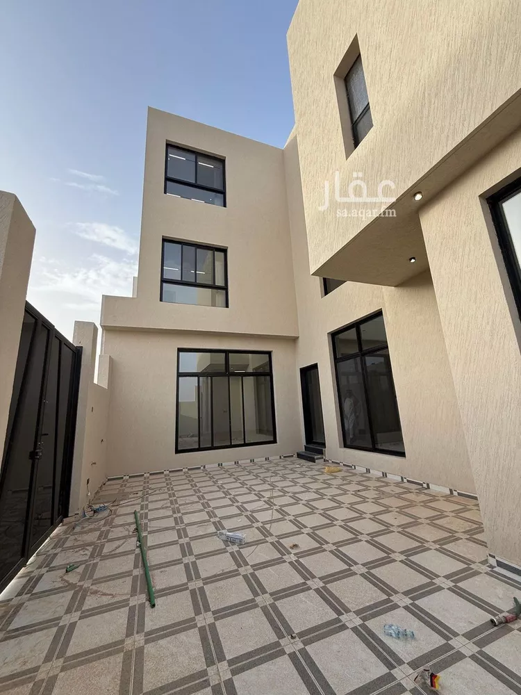 فيلا للبيع في شارع 405 المهدية, حي المهدية, مدينة الرياض, منطقة الرياض صورة 2